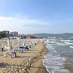Paradiso 'в' 408 Private דירה נסבר