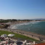 Paradiso 'в' 408 Private דירה נסבר