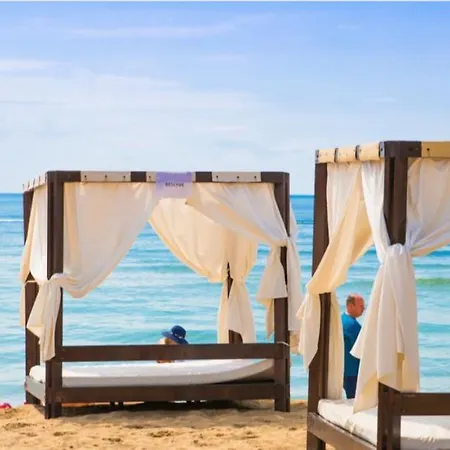Paradiso 'в' 408 Private * Νεσέμπαρ