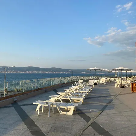 Paradiso 'в' 408 Private Apartment Nesebar